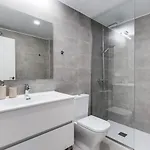 Luxury Apt. Aranya Pool And Parking *
