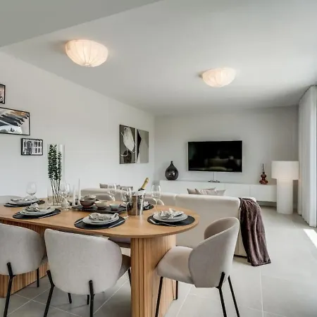 Luxury Apt. Aranya Pool And Parking Estepona